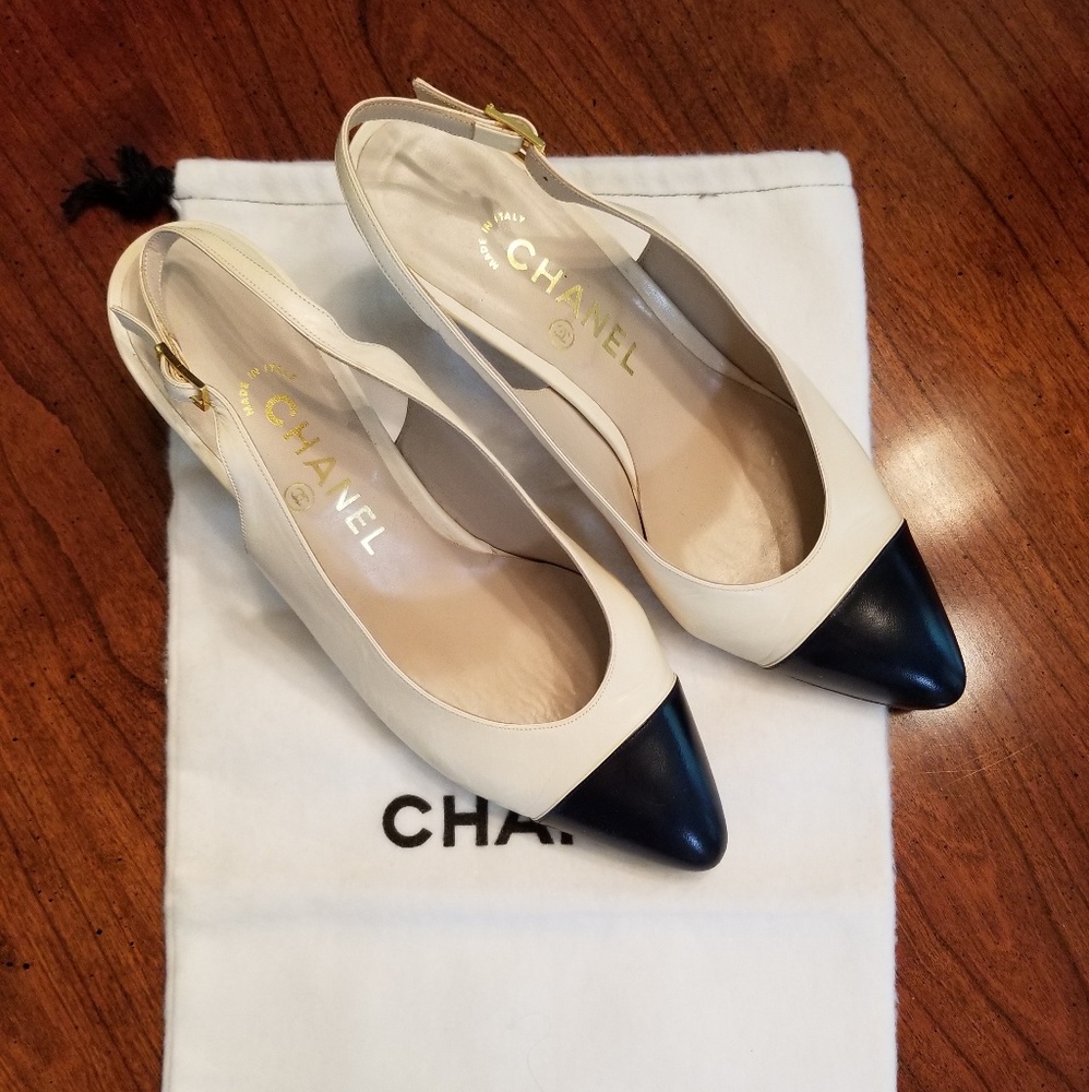 CHANEL Sling Back Pump